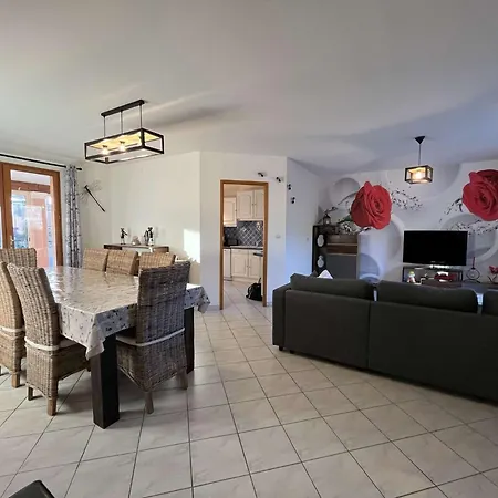 La Roseraie- Clim- Terrasse- Calme